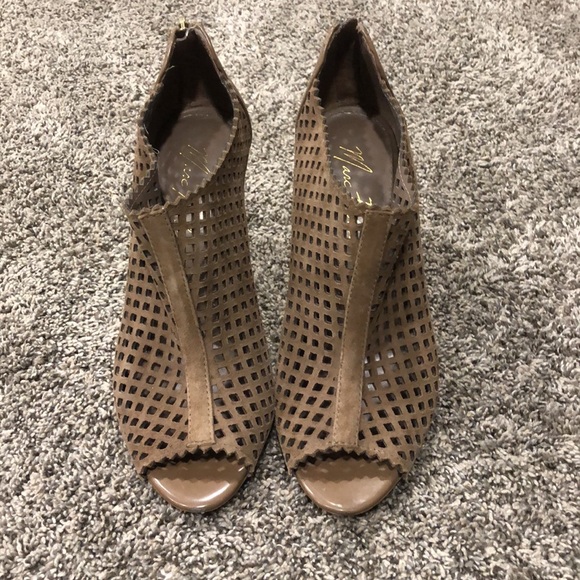 Marc Fisher Brown Open Toe High Heels Size 7.5 - Picture 2 of 5